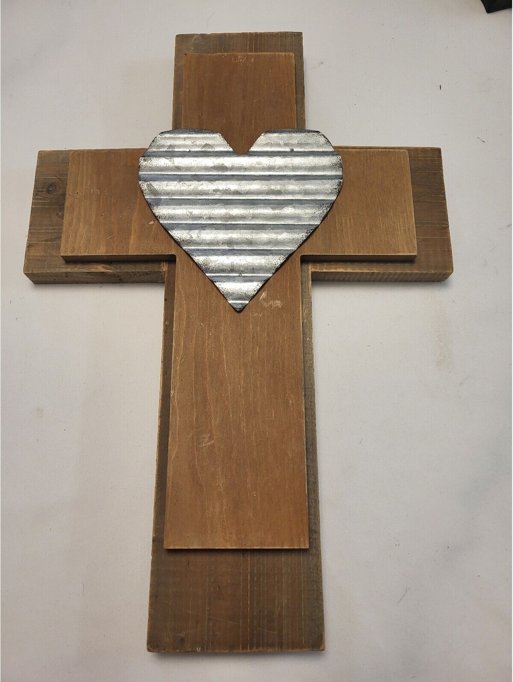 16.5"x11.5"Rustic Wooden Cross Wall Decor with Corrugated Metal Heart